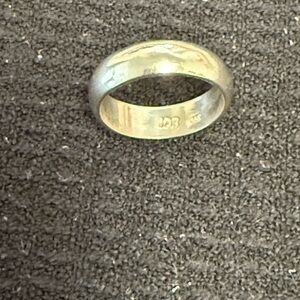 Sterling Silver Men's Ring - Size 10/11 - Timeless Classic!